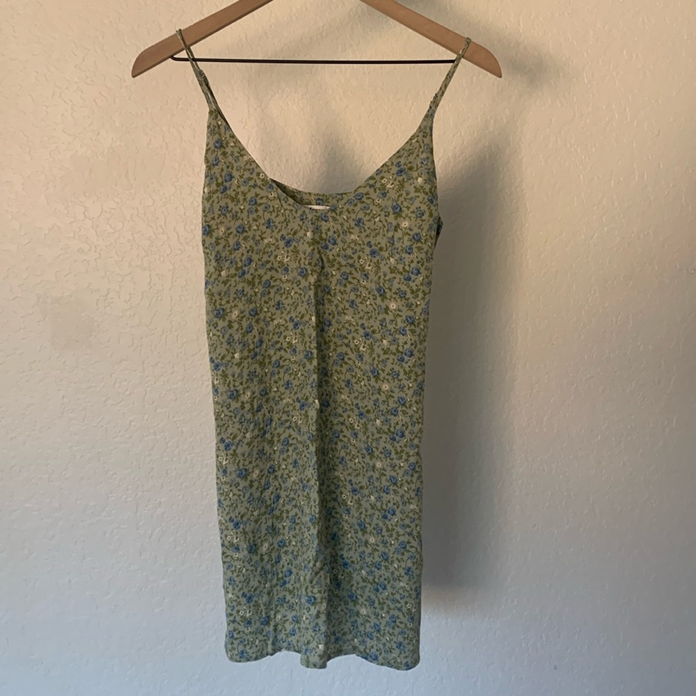 Reformation Lindsay green floral dress